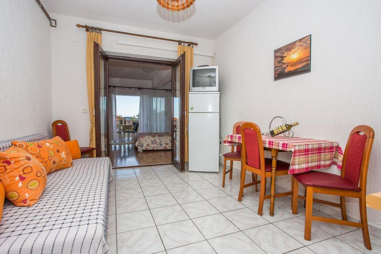 Apartments Mira On The Peljesac Peninsula Orebic Exterior photo