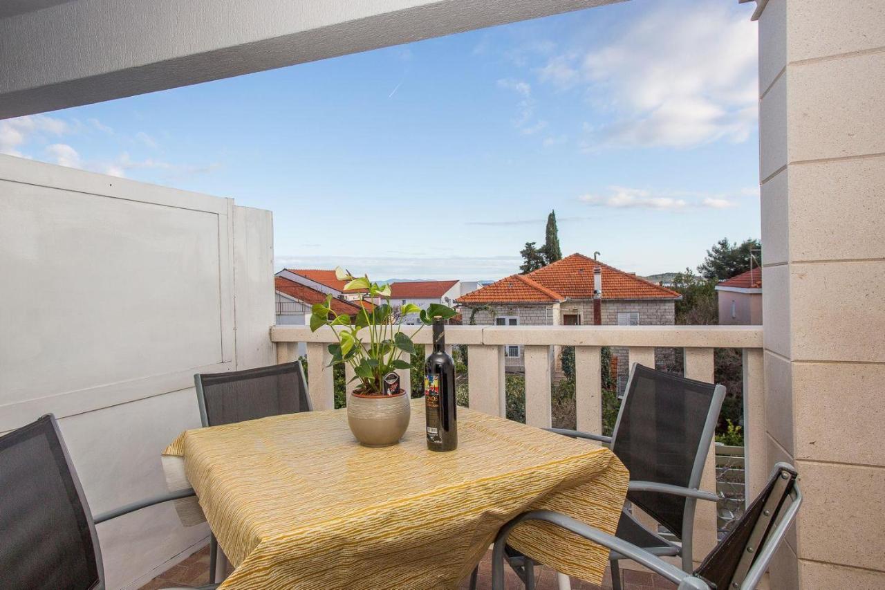 Apartments Mira On The Peljesac Peninsula Orebic Exterior photo